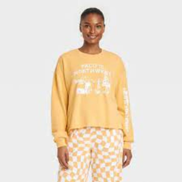 Women's PLUS  Pacific Northwest Graphic Cropped Sweatshirt - Picture 1 of 6
